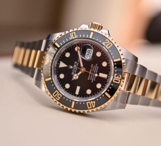 The gold and Oystersteel Sea-Dweller is much more mature and gentle.